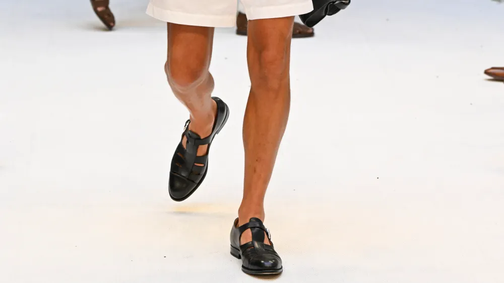 Tokyo’s Work Shorts Push: Comfort Meets Office Style Evolution
