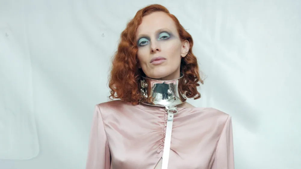 McQueen Spring 2027 Ready-to-Wear Runway, Fashion Show & Collection Review
